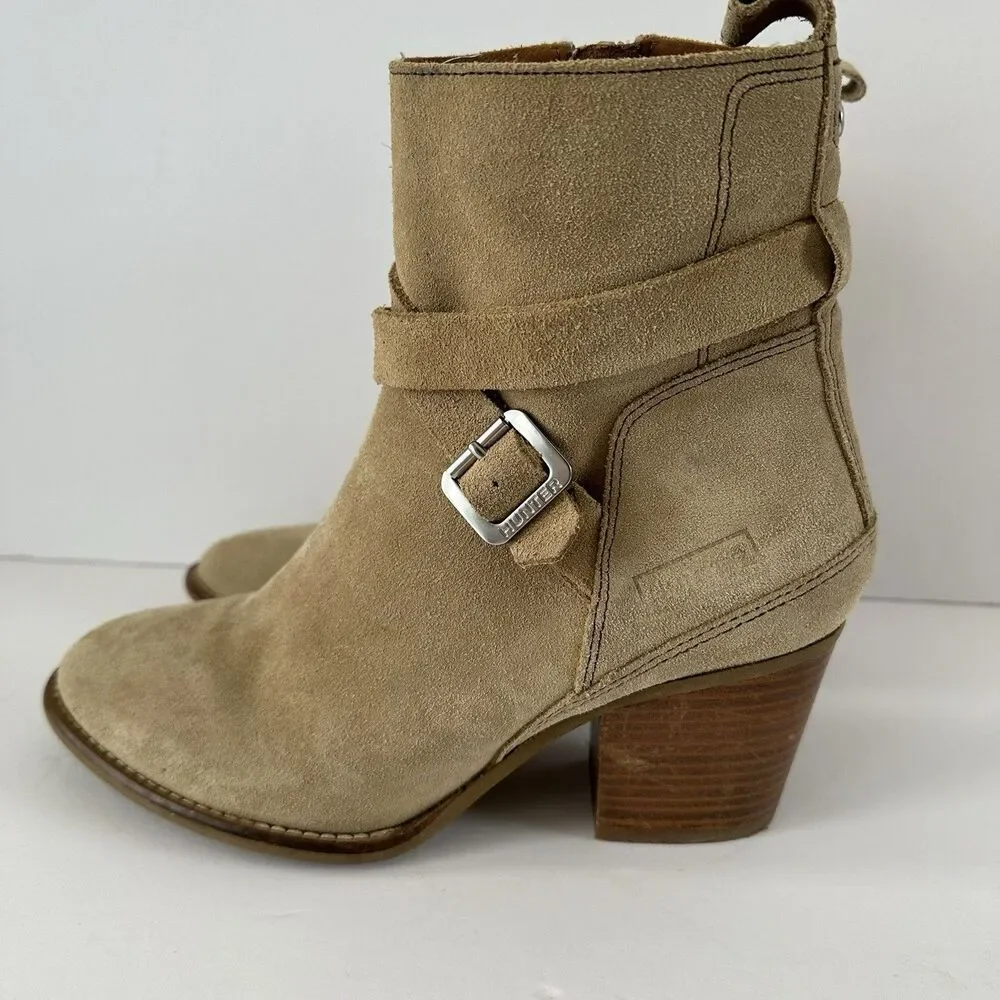 Hunter Refined Strap Boot Suede Sand Brown Size 6M Booties Womens